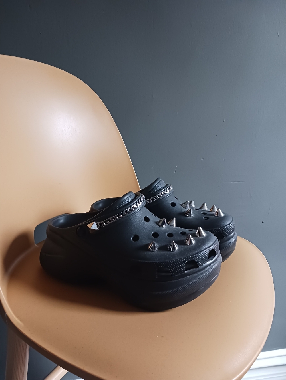 Crocs Mega Crush Rebel Clog Size 10